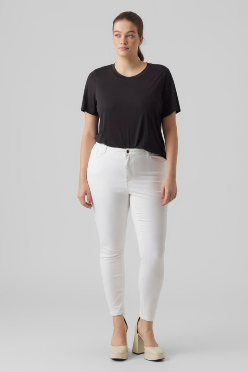Джинсы скинни больших размеров Vero Moda Curve, белый рубашка больших размеров с длинными рукавами vero moda curve белый