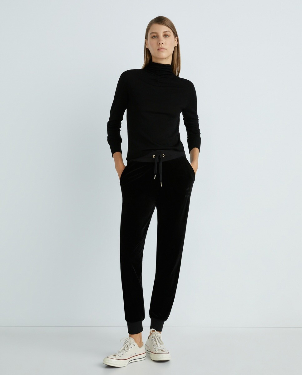 

Женские бархатные брюки Armani Exchange, черный