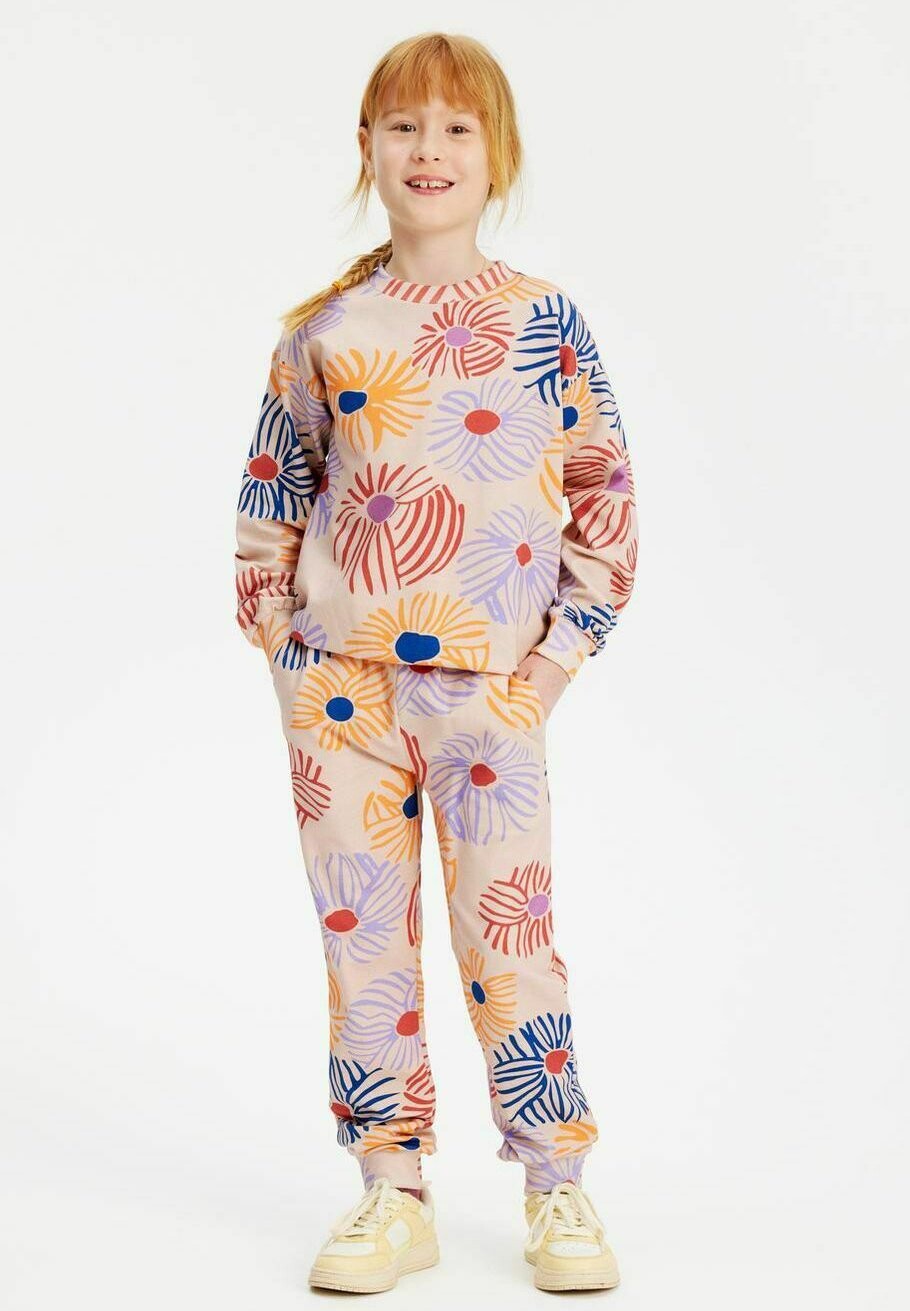 

Толстовка Ellesse Cup Flower L S Soft Gallery, цвет cameo rose