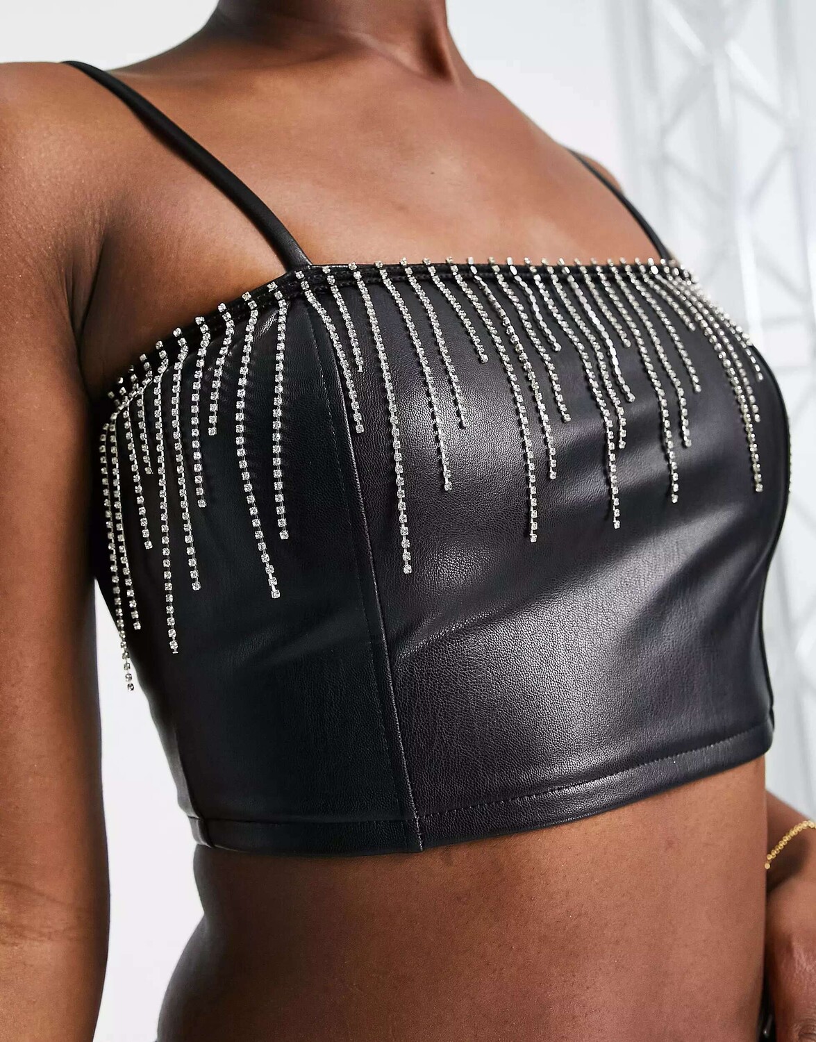 

Черный бралетт из искусственной кожи с бахромой и стразами Miss Selfridge