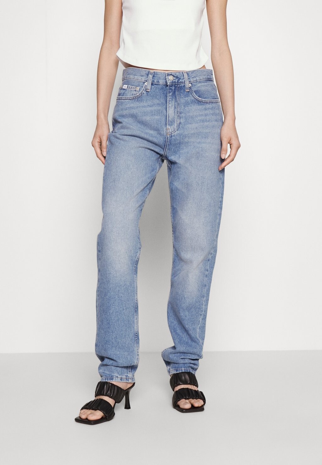 

Джинсы прямого кроя Calvin Klein Jeans