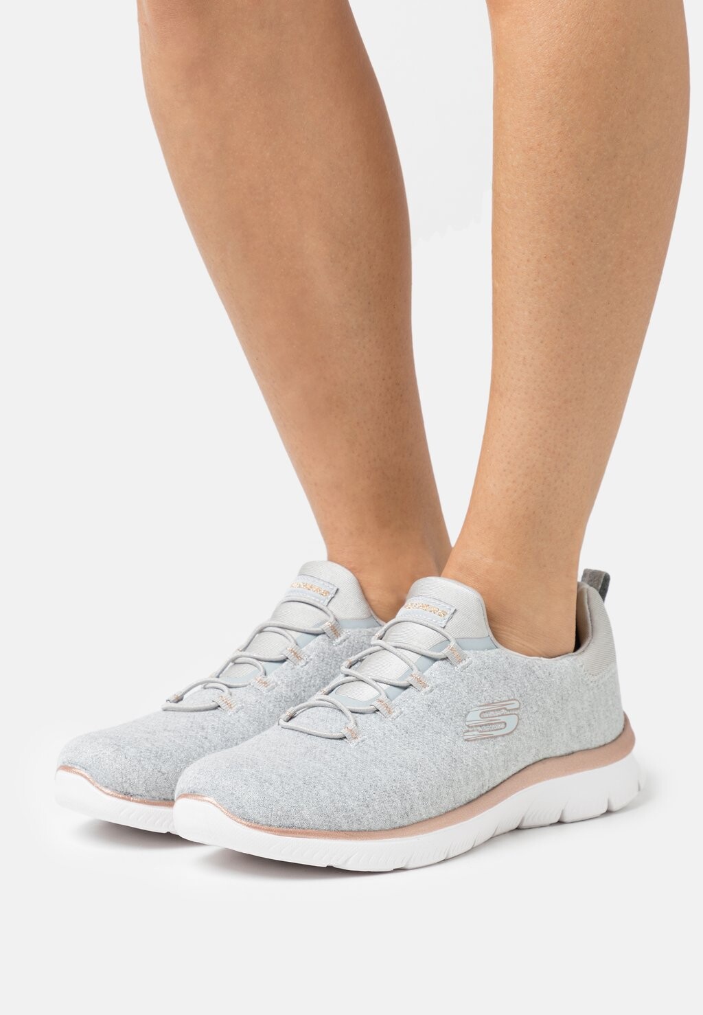 

Кроссовки Skechers
