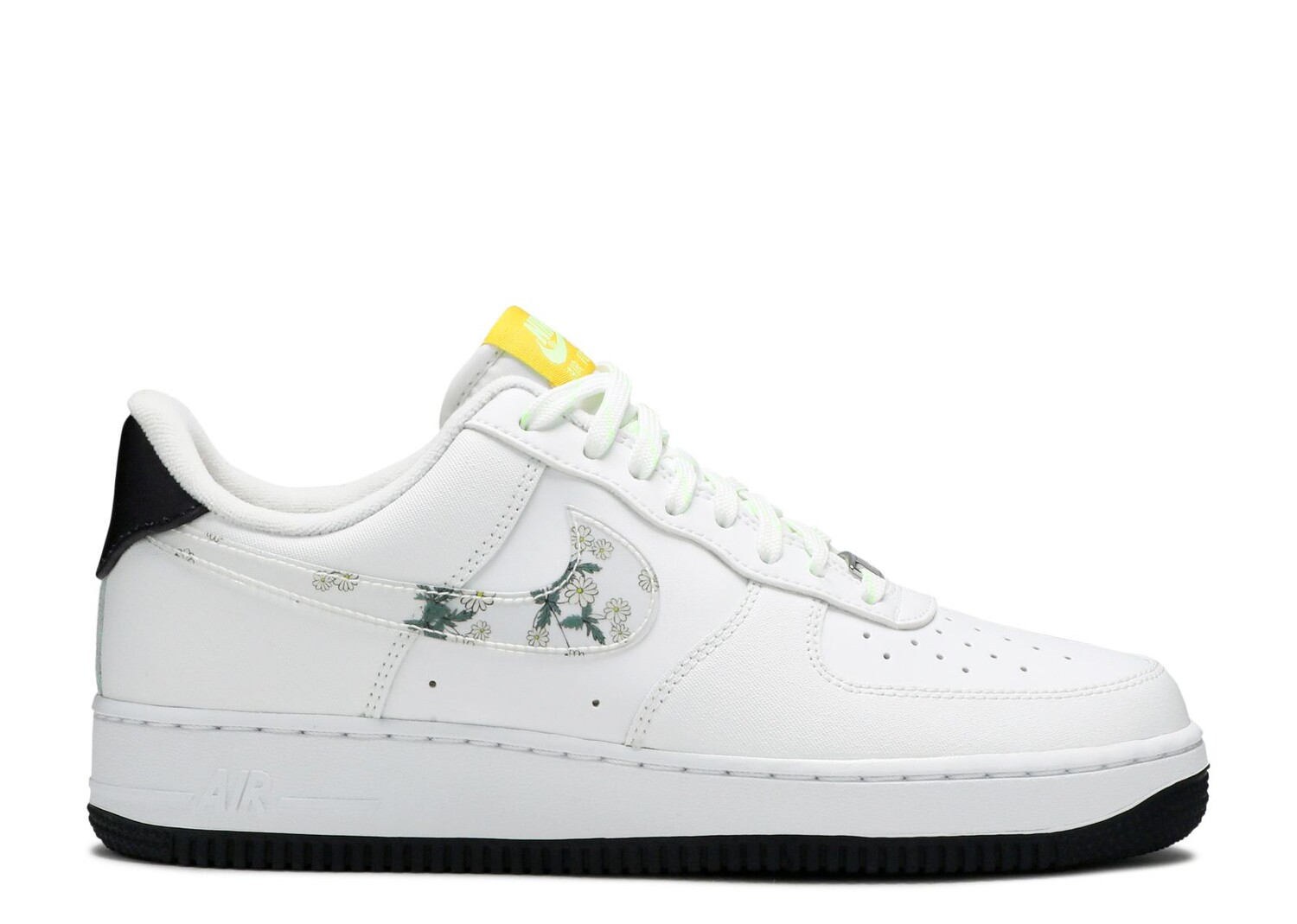 

Кроссовки Nike Air Force 1 '07 Lv8 'Daisy Pack, белый