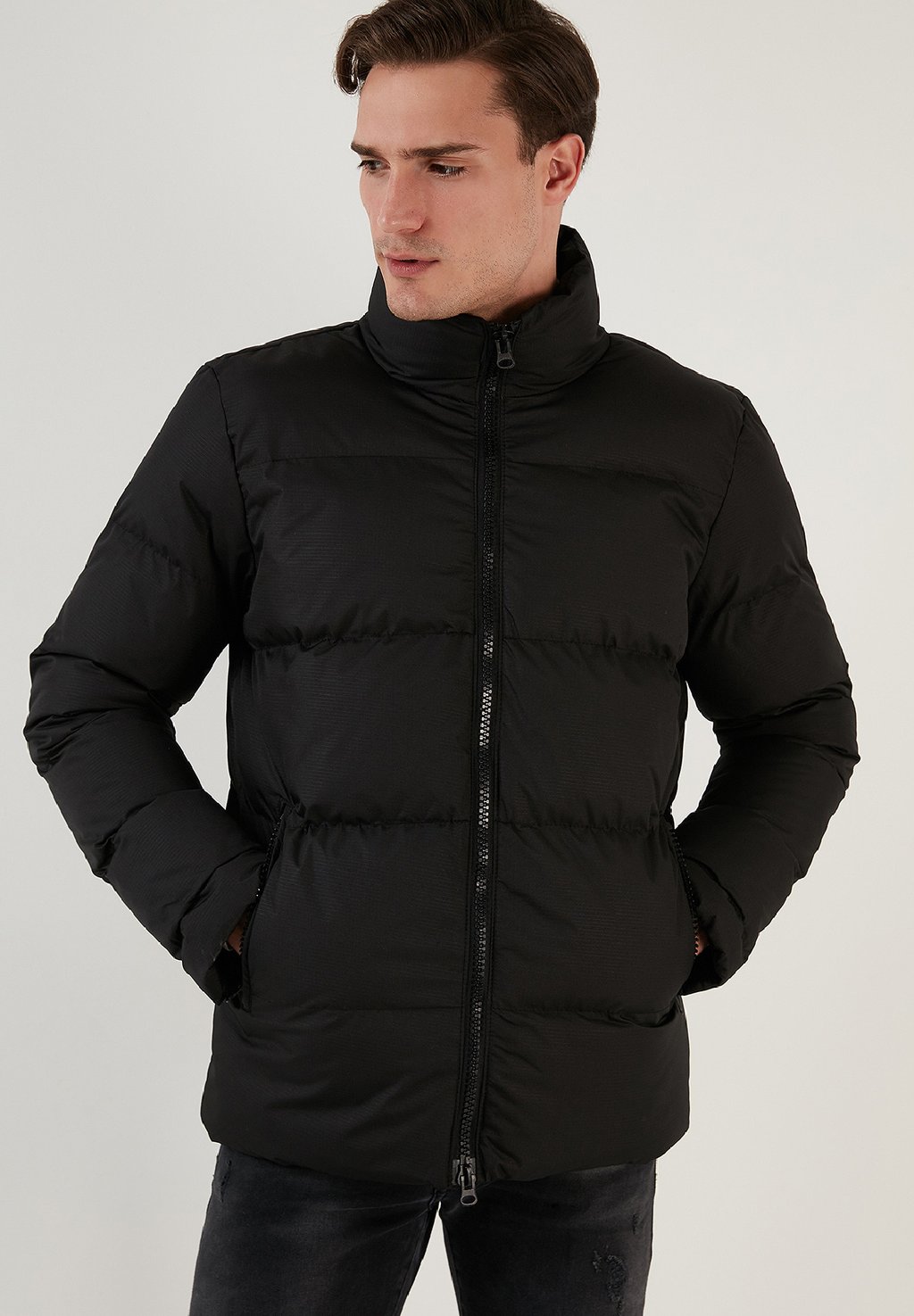 Зимняя куртка REGULAR FIT Buratti, цвет black легкая куртка regular fit buratti цвет khaki