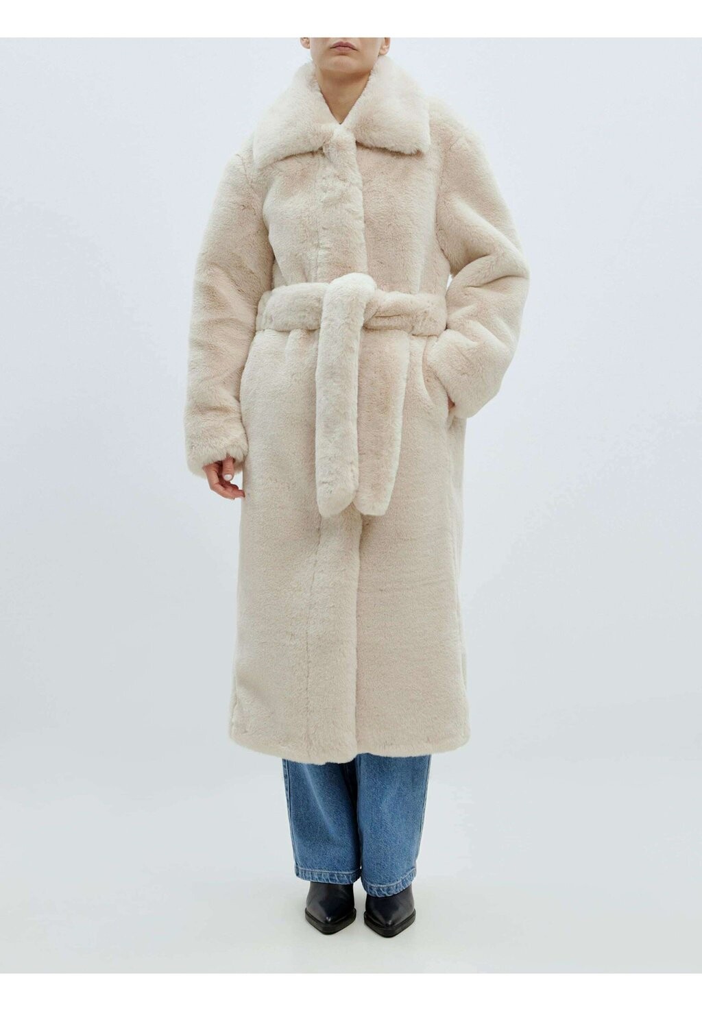 

Зимнее пальто ADELA EDITED, цвет creme