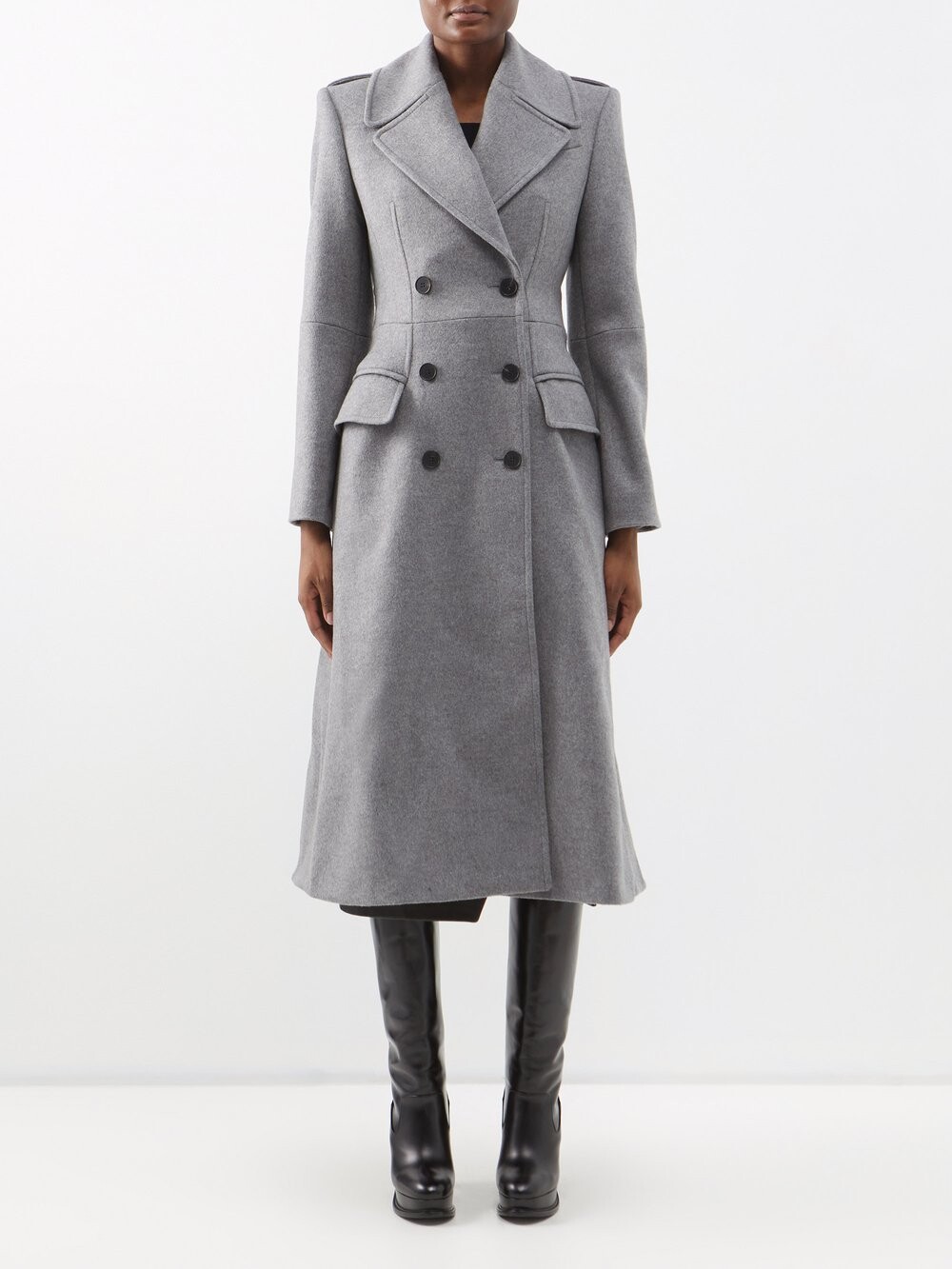 

Двубортное валяное пальто из смесовой шерсти. Alexander McQueen, серый