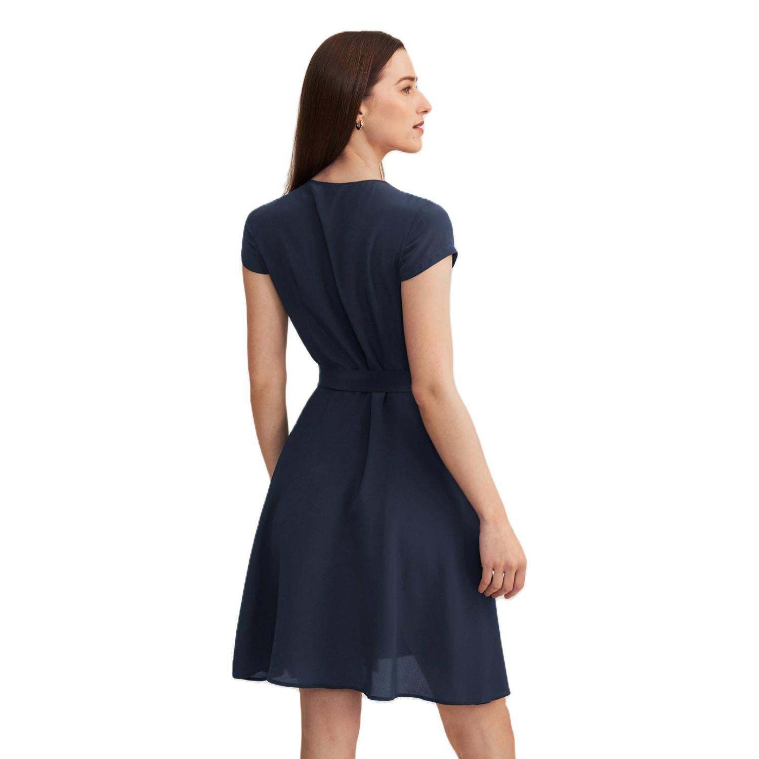 цена LILYSILK Шелковое платье с запахом, подчеркивающее фигуру Lilysilk