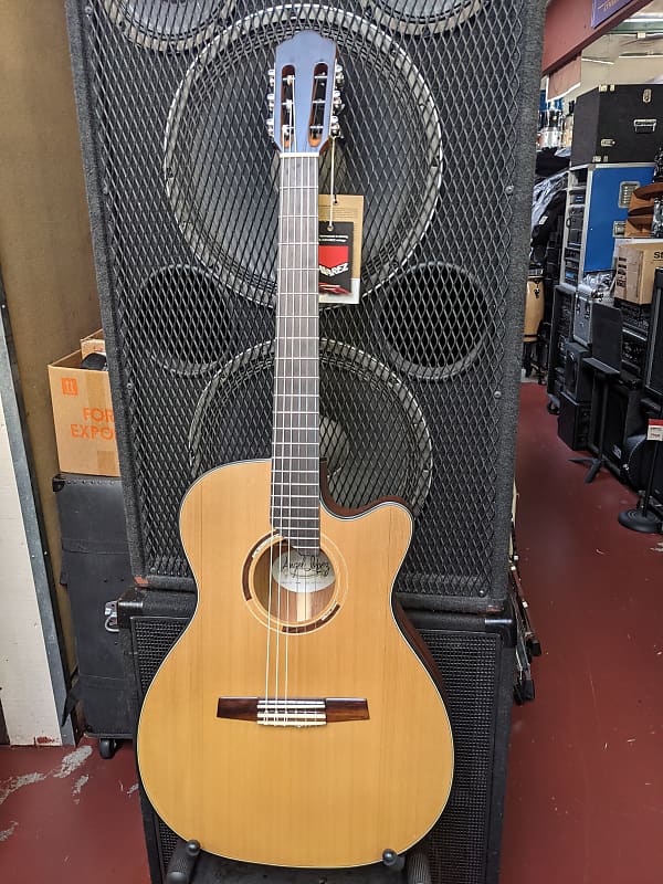 цена Акустическая гитара Angel Lopez Professional Quality Hybrid Acoustic/Electric Classical Guitar - Cordoba Killer!