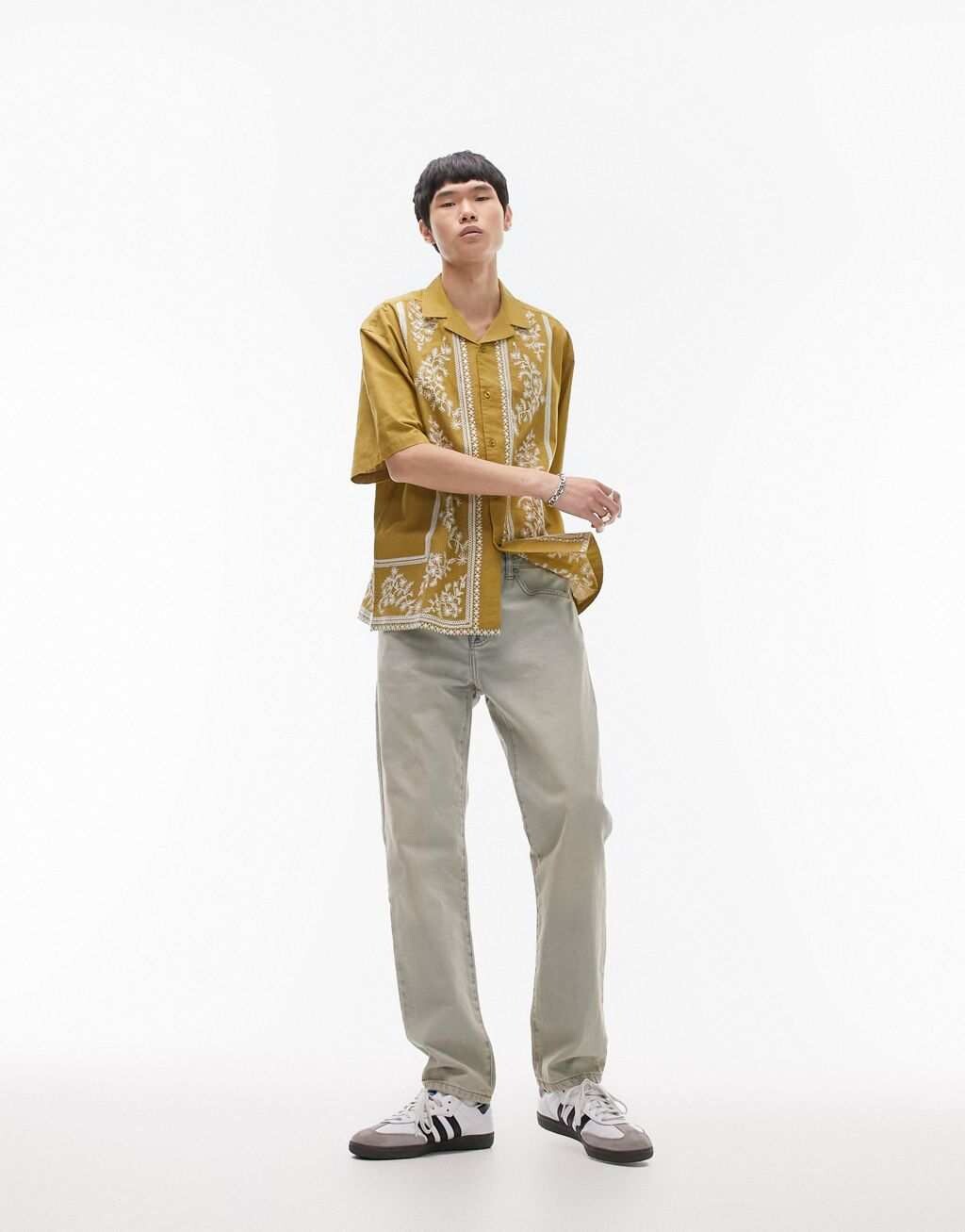 

Желтая рубашка с вышивкой Topman
