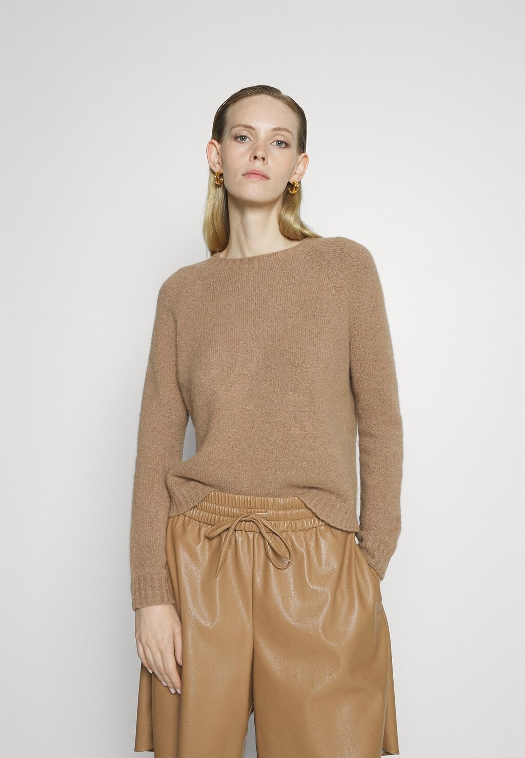 

Джемпер WEEKEND MaxMara