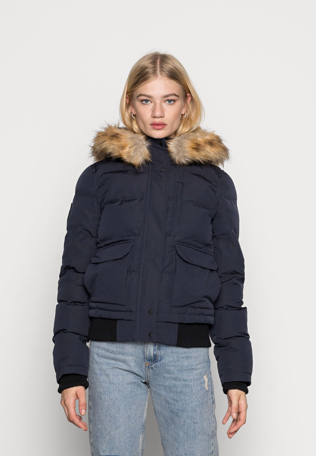 

Куртка Superdry EVEREST, цвет nordic chrome navy