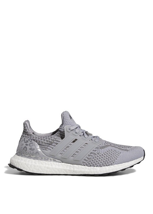 

Серебристые женские кроссовки Adidas