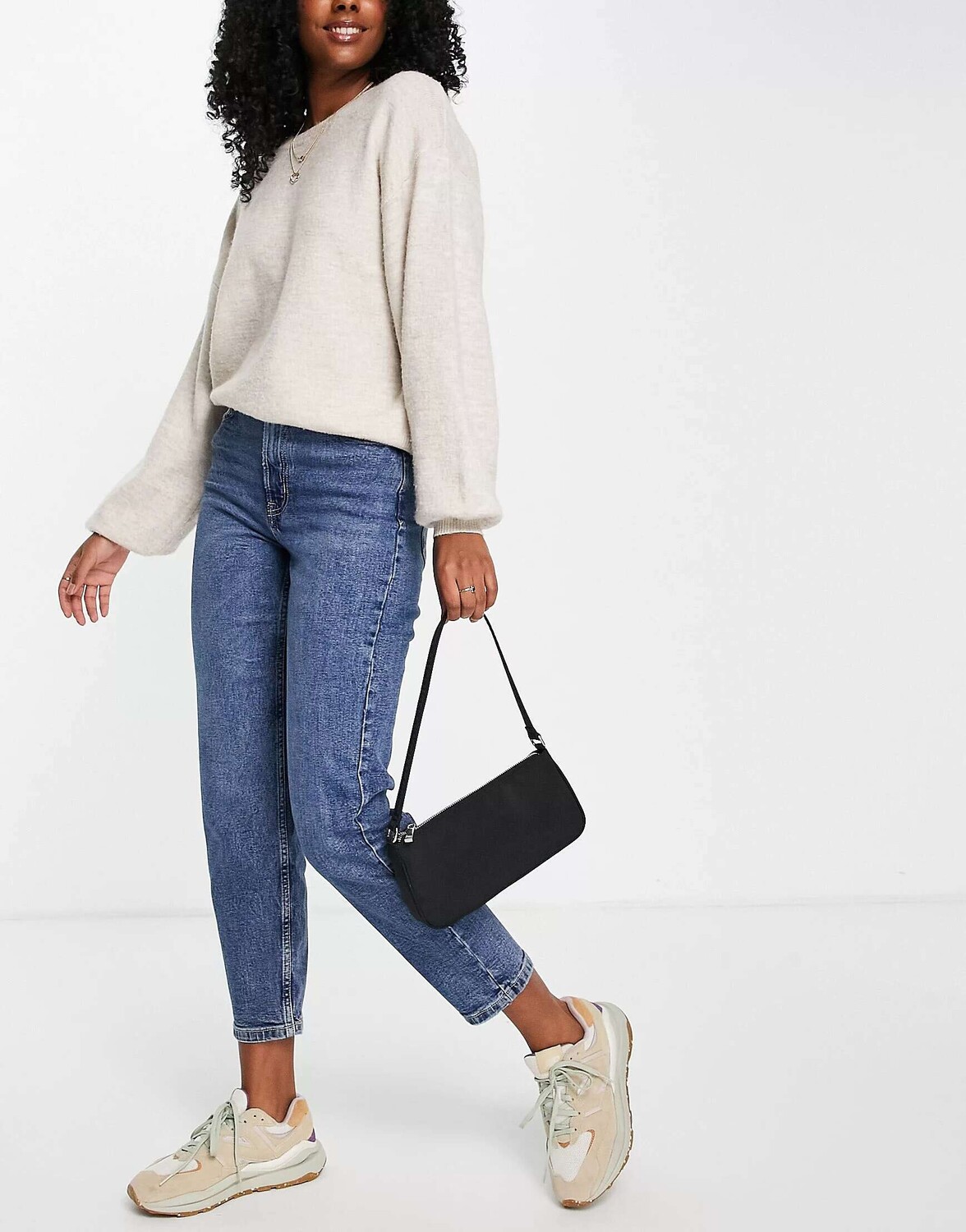 

Синие узкие джинсы для мамы Pull&Bear