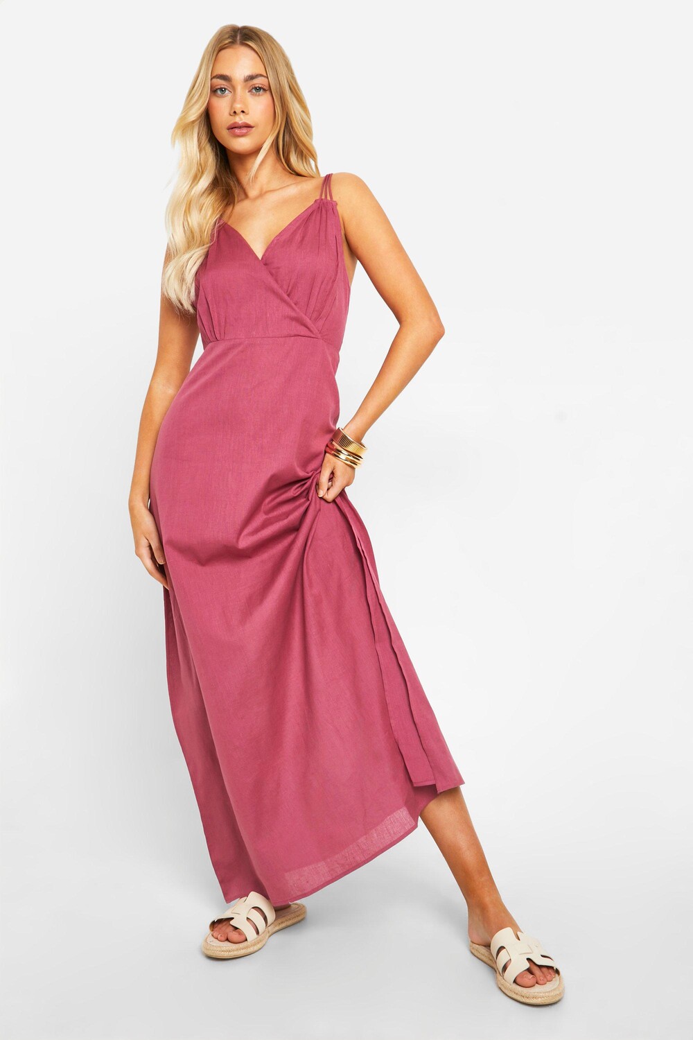 

Льняное платье макси с кольцами boohoo, розовый
