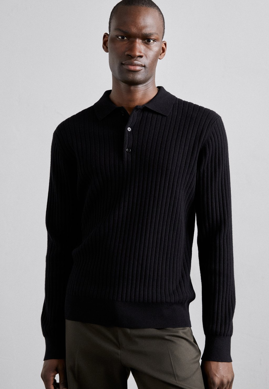Вязаный свитер Filippa K, цвет black вязаный свитер filippa k цвет black