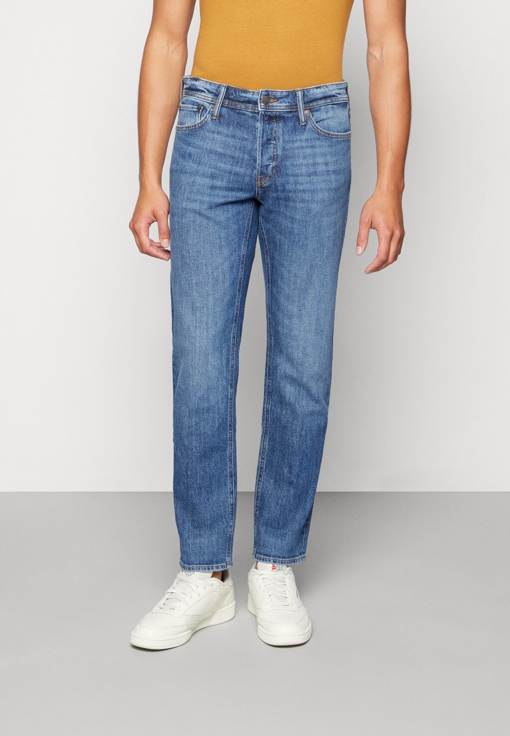 

Джинсы свободного кроя Jack & Jones