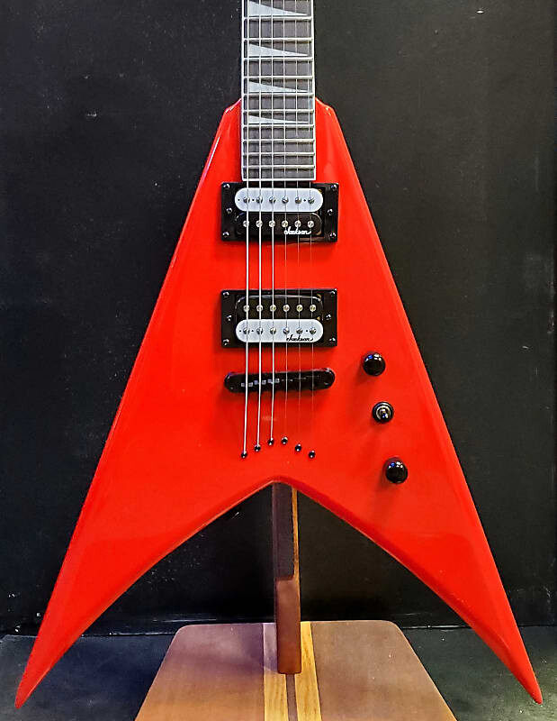 

Электрогитара Jackson JS Series JS32T King V with Amaranth Fretboard Ferrari Red - FREE Set up
