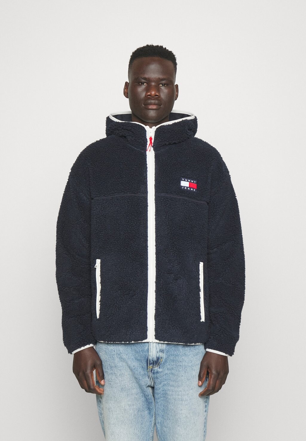 

Флисовая куртка Tommy Jeans
