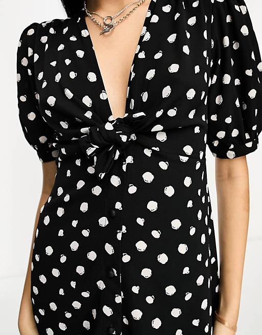 

Размытое однотонное платье через мини-платье с пуговицами спереди ASOS DESIGN