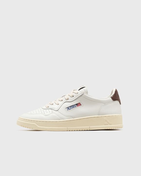 

Кроссовки Autry Action Shoes Wmns Medalist Low, цвет leat/leat wht/brown