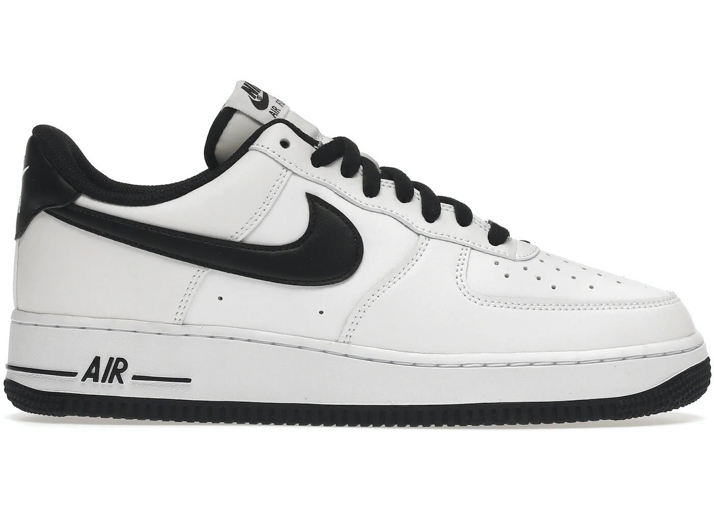 

Кроссовки Nike Air Force 1 Low '07 мужские, черный / белый