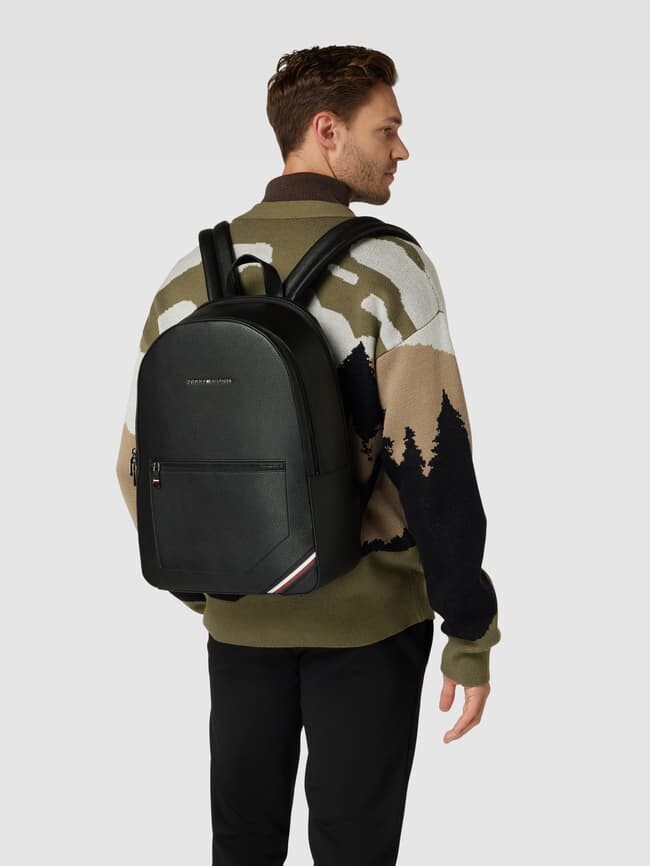 

Рюкзак с этикеткой Tommy Hilfiger, черный