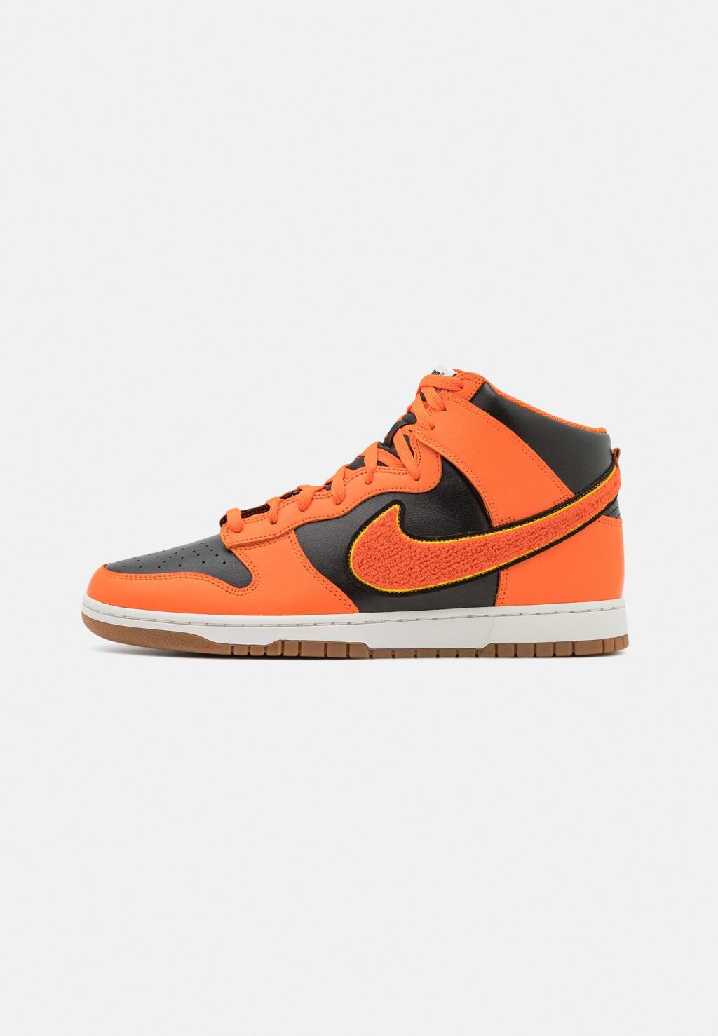 

Высокие кроссовки Nike
