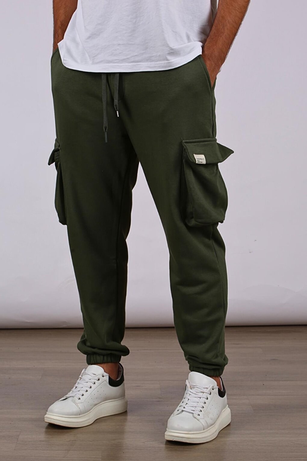 Мужские спортивные штаны цвета хаки с эластичными карманами-карго 6514 MADMEXT фото