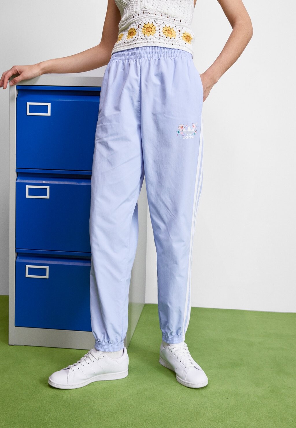 

Спортивные брюки adidas Originals, синий