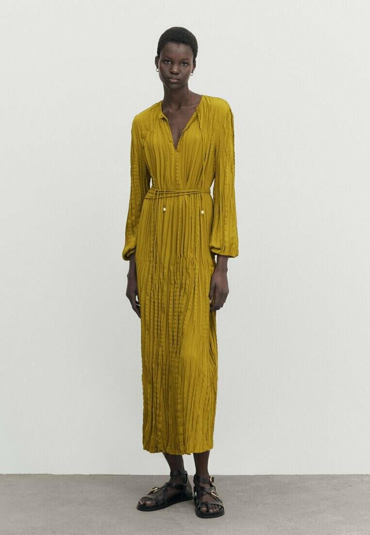 

Повседневное платье Massimo Dutti