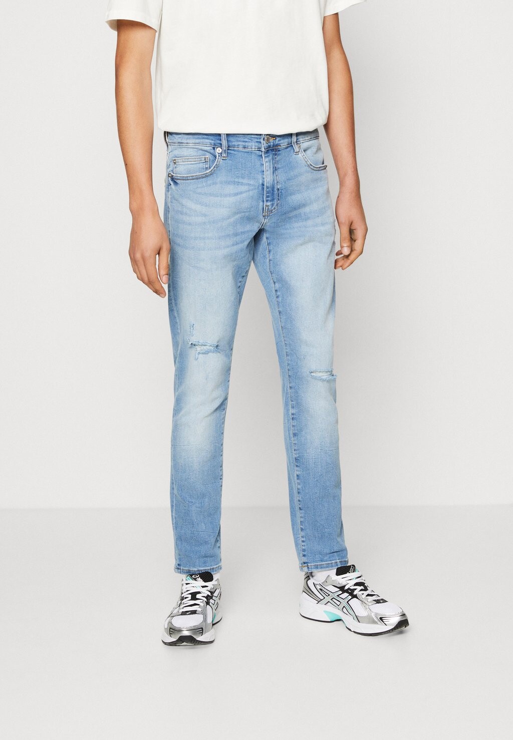 

Джинсы Slim fit Only & Sons