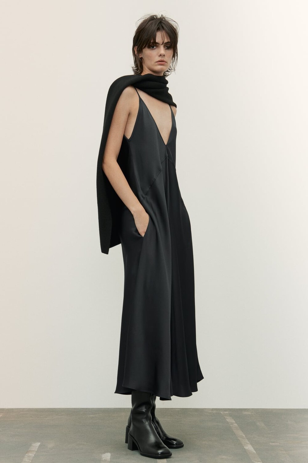 

Платье-комбинация ZARA, серый