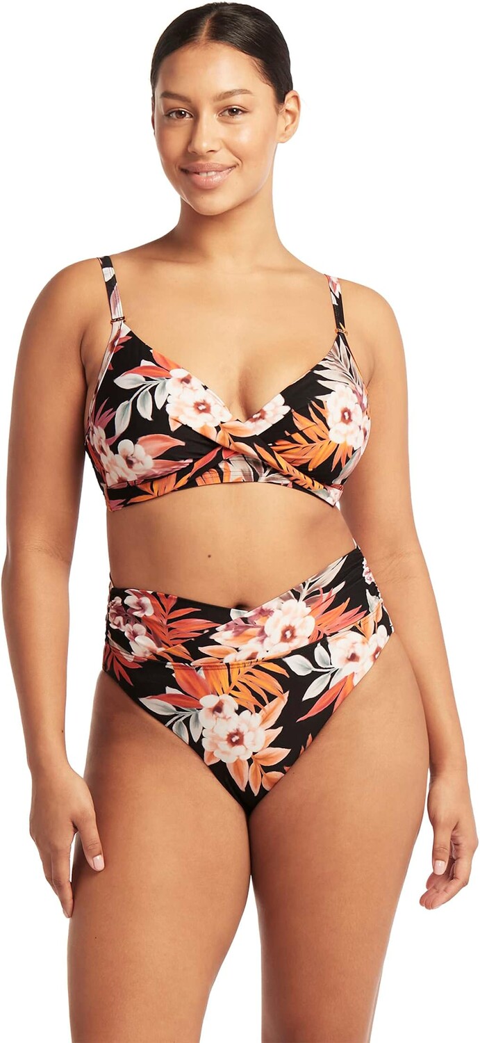 

Бюстгальтер Escape Twist DD/E спереди SEA LEVEL SWIM, черный