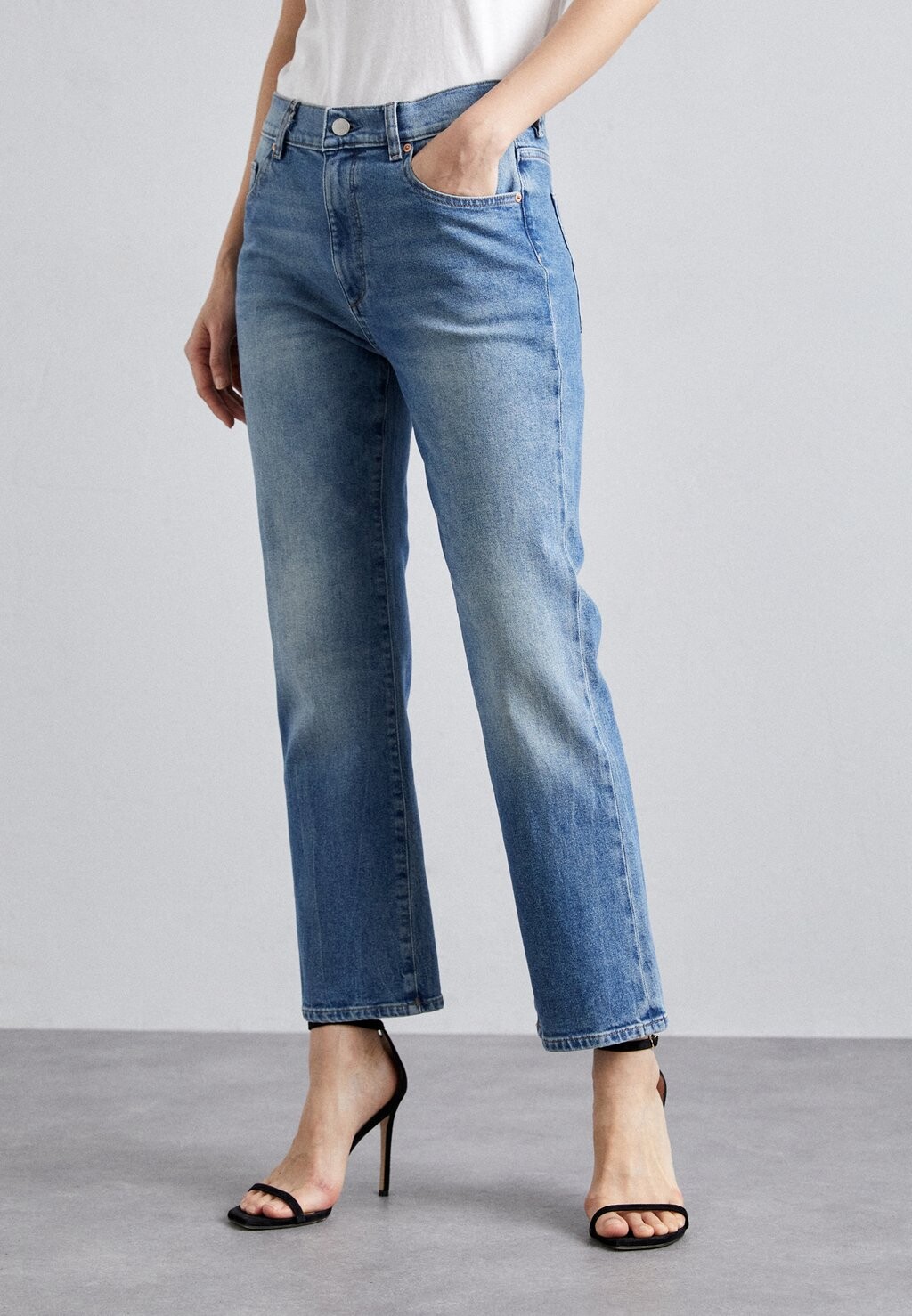 

Джинсы-сигареты Patti Straight High Rise Ankle DL1961, цвет hollow creek