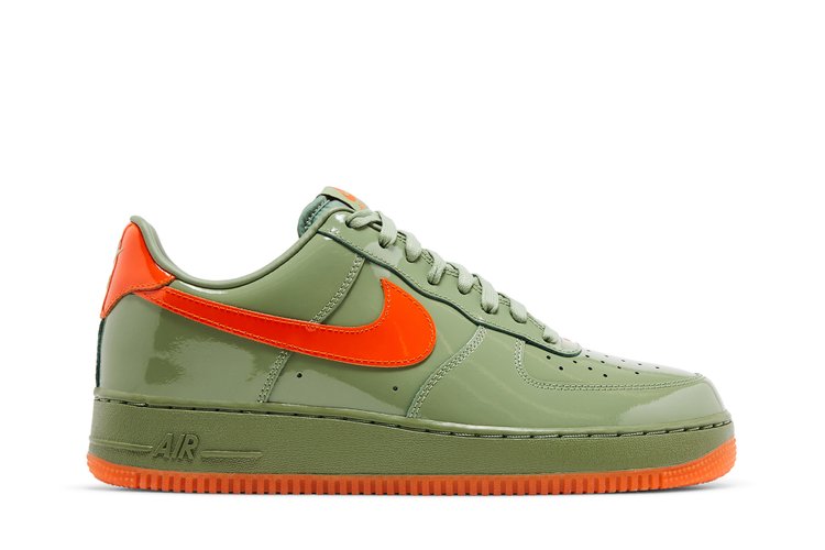 

Кроссовки Air Force 1 Low, цвет Oil Green Safety Orange