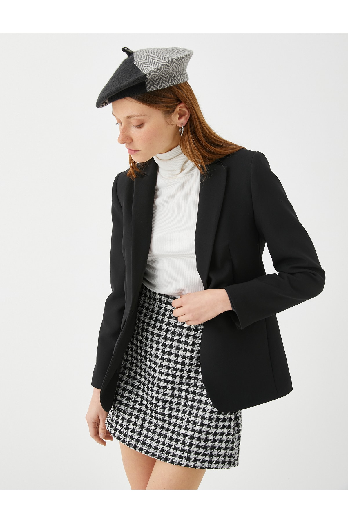Базовый пиджак с карманами Koton, черный цена и фото
