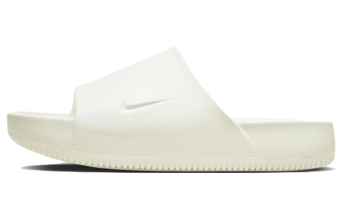 

Кроссовки Nike Calm