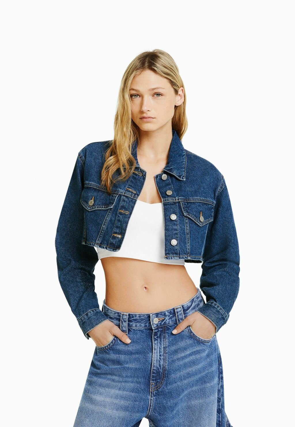 

Джинсовая куртка Bershka, темно-синий