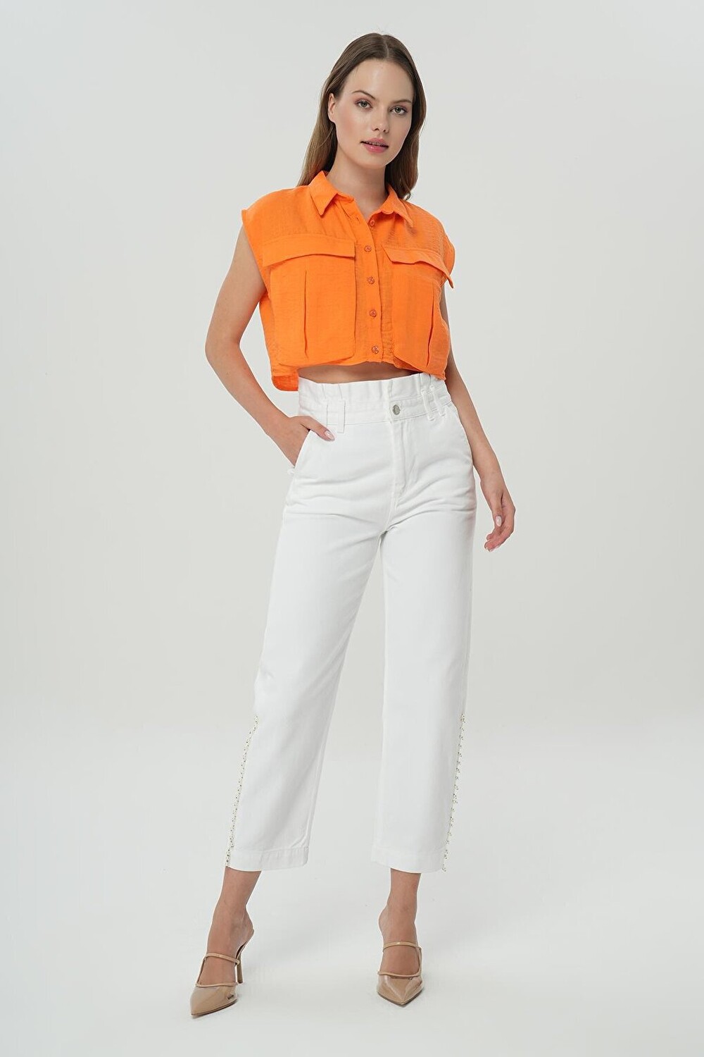 

Белые джинсовые брюки Ariana с высокой талией и жемчугом C 4525-134 CROSS JEANS, Белый