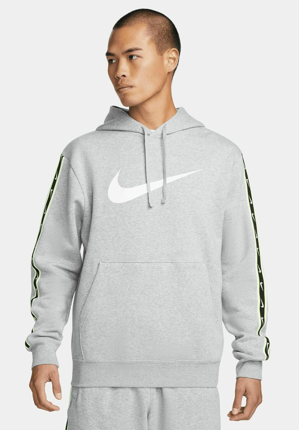 

Толстовка с капюшоном Nike