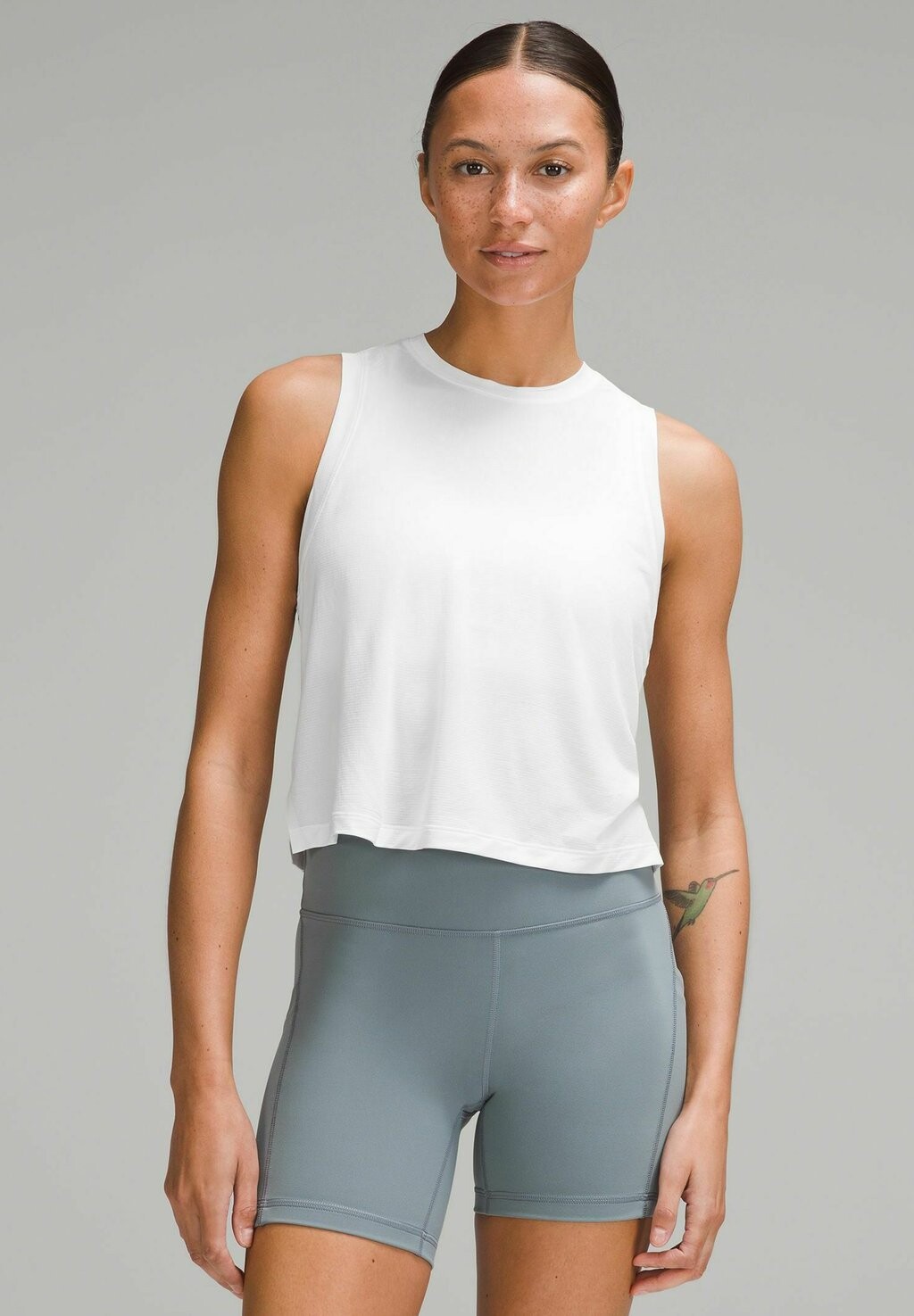 

Топ ULTRALIGHT WAIST-TANK lululemon, цвет white