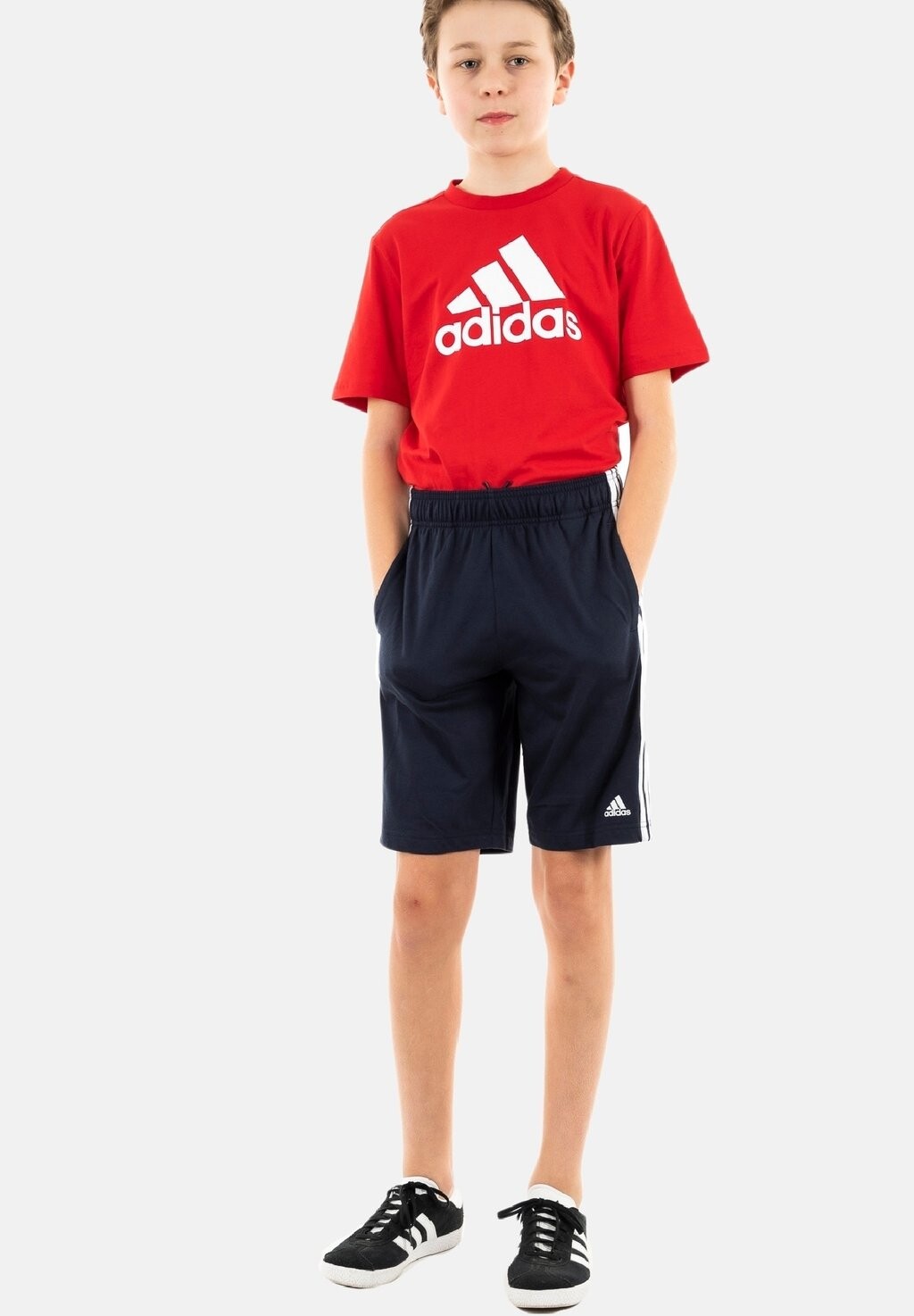 

Спортивные шорты adidas Originals, синие