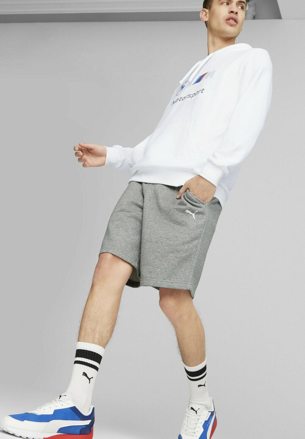 

Худи Puma