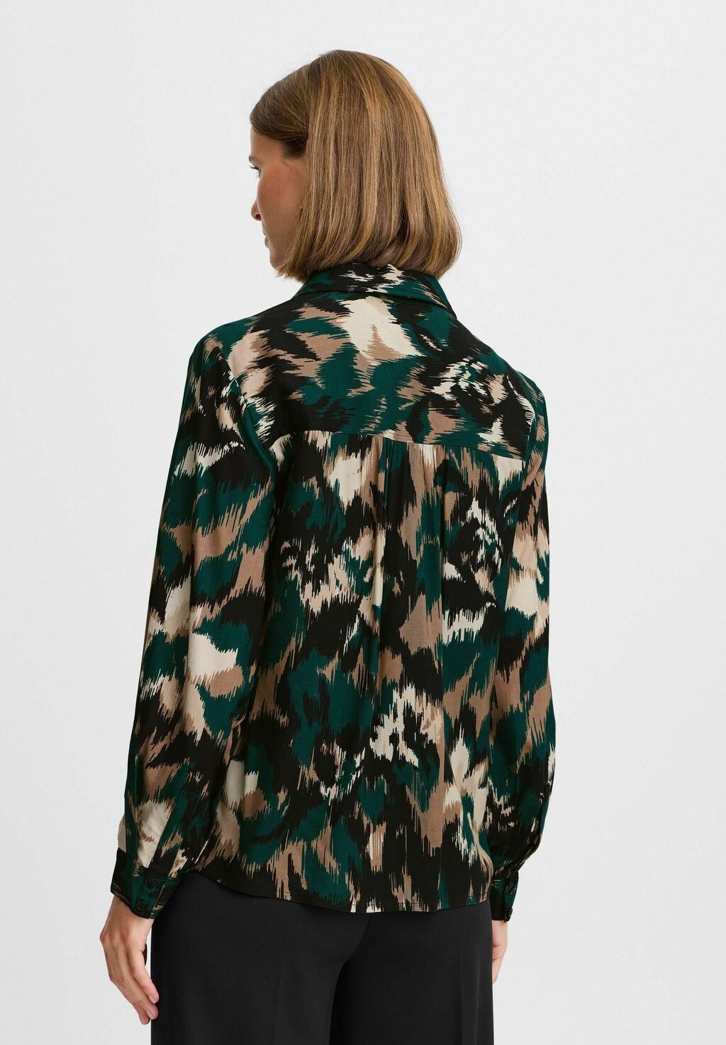 

Блузка на пуговицах JOSA CUFF b.young, цвет Evergreen