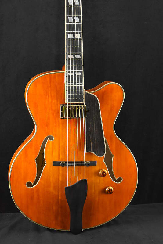 

Электрогитара Eastman AR580CE-HB Archtop Honeyburst