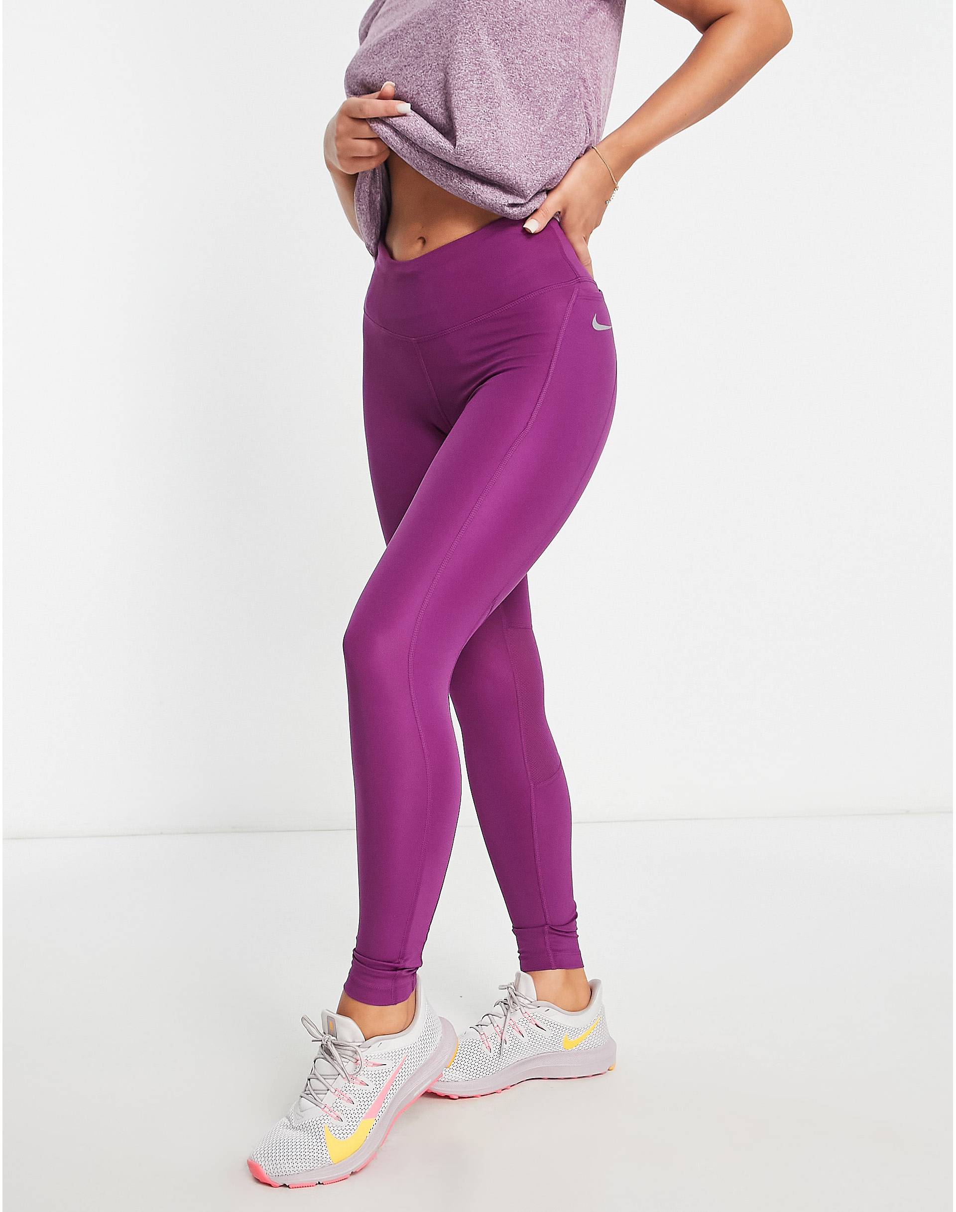 Фиолетовые леггинсы Nike Running Fast Dri-FIT фиолетовые леггинсы nike universa dri fit 7 8