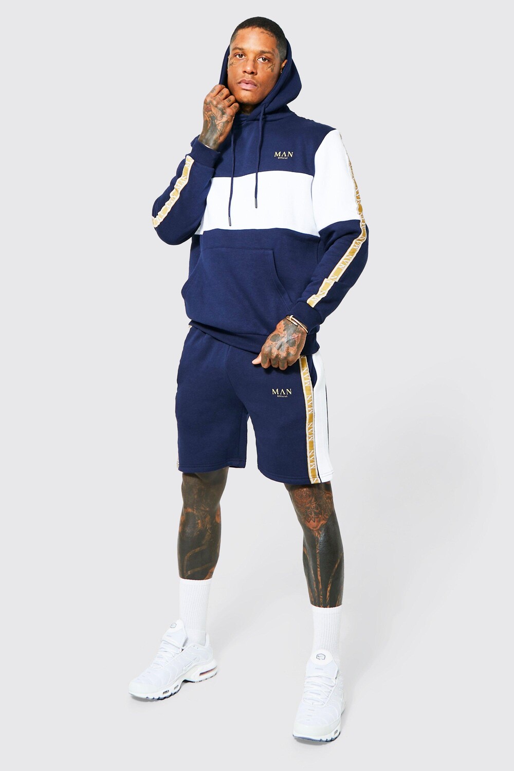 

Короткий спортивный костюм color bloc man tape Boohoo, нави