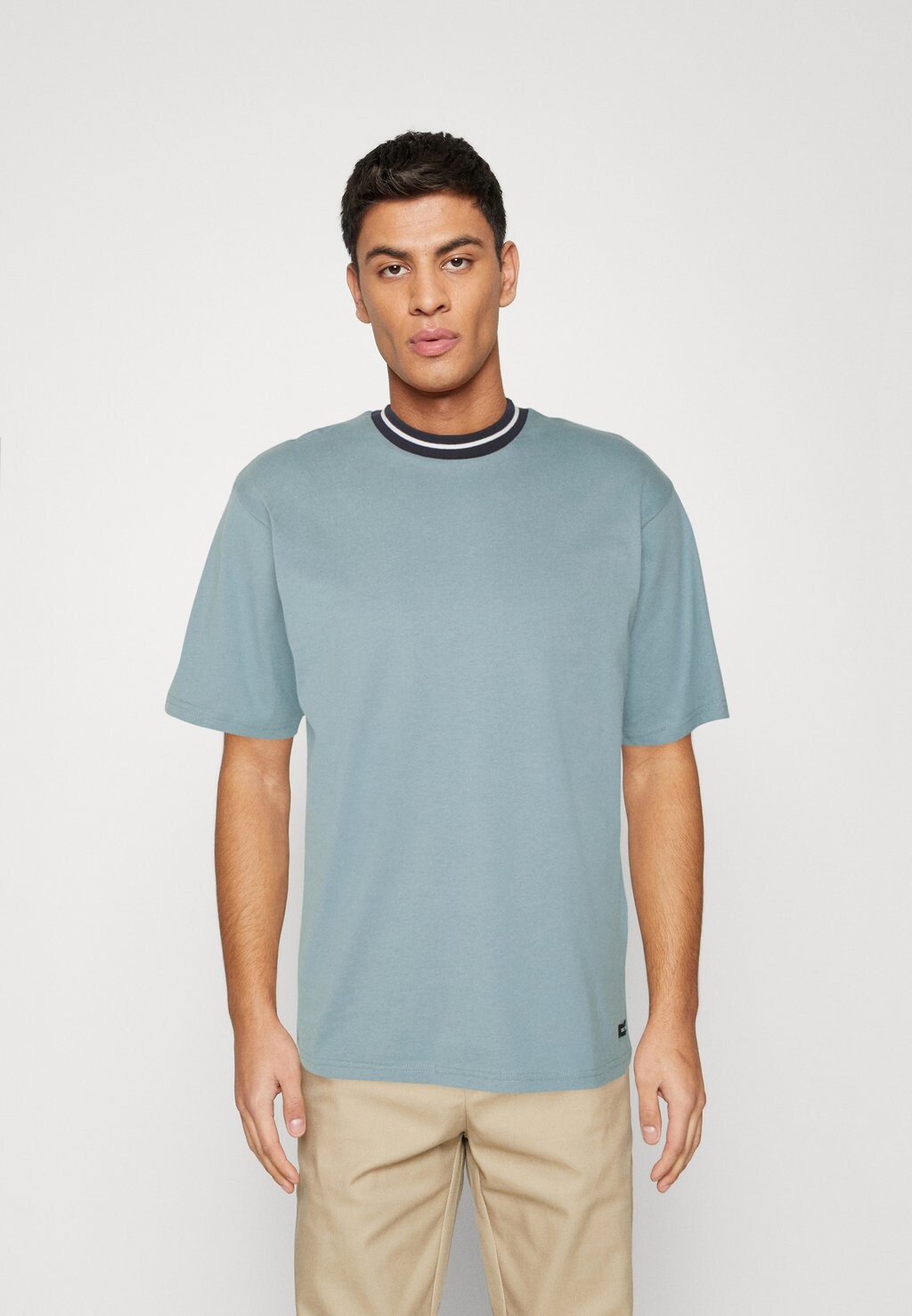 

Футболка с принтом Jack & Jones, синий