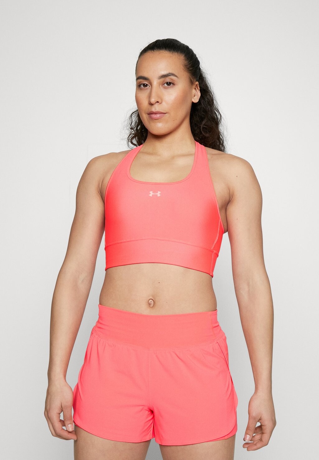 

Спортивный бюстгальтер со средней поддержкой Under Armour