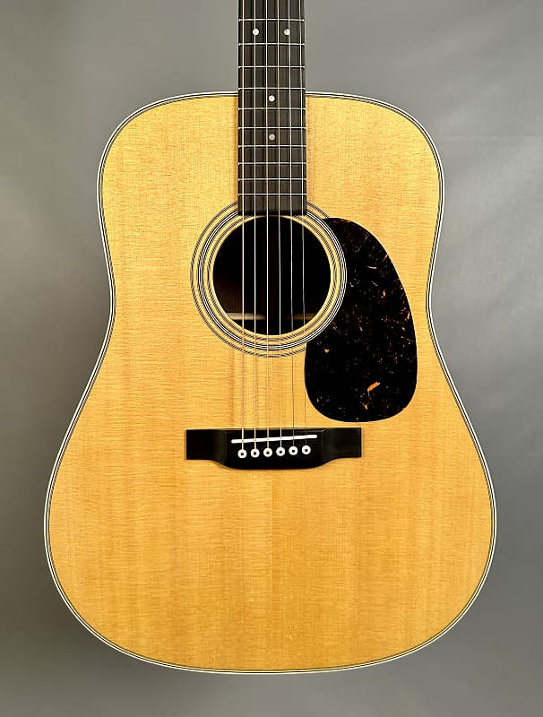 цена Акустическая гитара Martin D-28 Standard